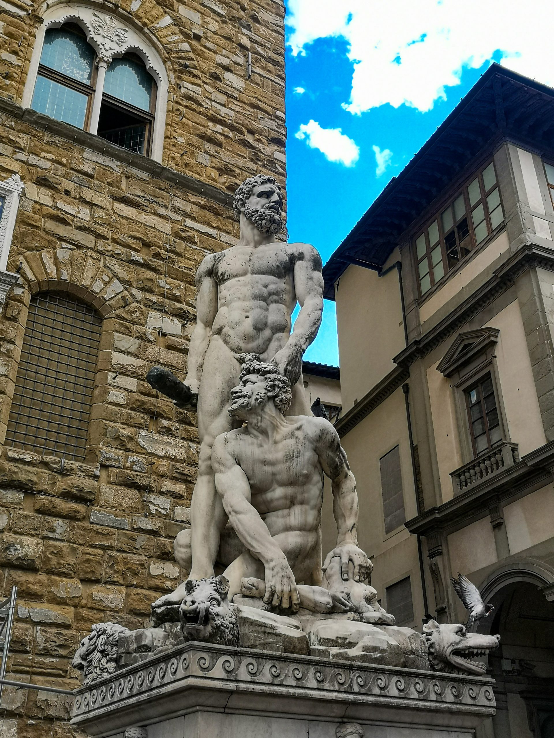 най-емблематичните скулптури на Бачио Бандинели - Херкулес и Какус