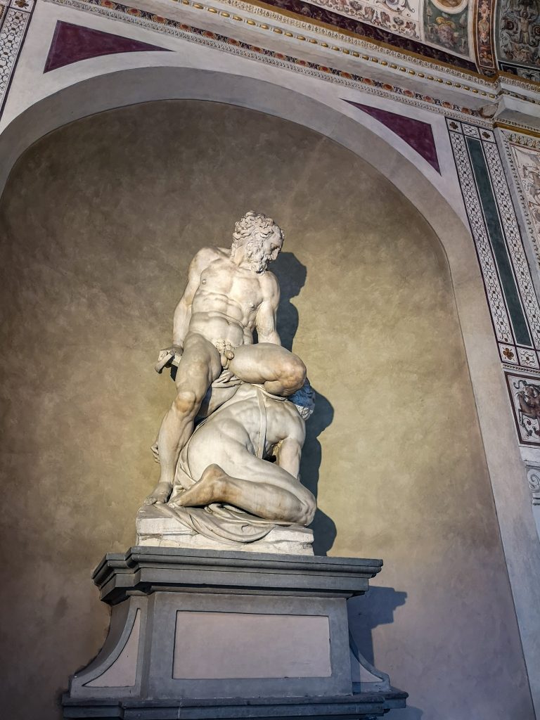 скулптури във Лоджия Ланзи (Loggia dei Lanzi) Флоренция
